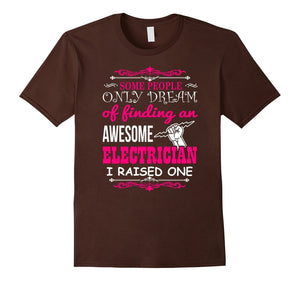 Electrician T-Shirt - Proud Of An Awesome Electrician'S Mom